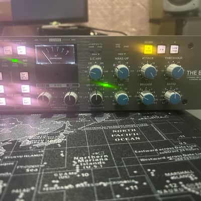 Solid State Logic The Bus+ Stereo Rackmount Compressor 2022 - Present - Black image 7