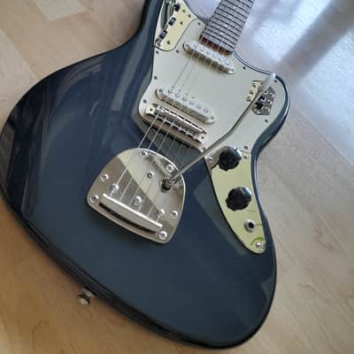 Fender Squier FSR Classic Vibe 60's Jaguar limited edition Charcoal Frost Metallic image 12
