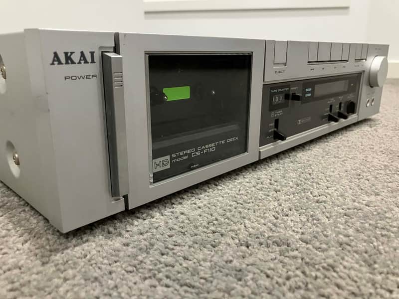 🎵Vintage Akai CS‐F110 Silver-Face Stereo Cassette Deck – Retro • Collector’s Piece