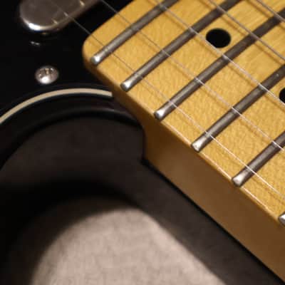 Fender Modern Player Telecaster Plus 2018 Honey Burst Limited Edition Very Good Condition with Hardshell Case! image 17