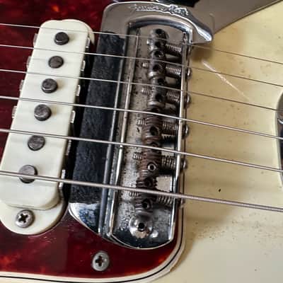 Fender Jaguar 1965 - Olympic White with Matching Headstock vintage 100% stock Johnny Marr Original Finish & Electronics – Original Case image 25