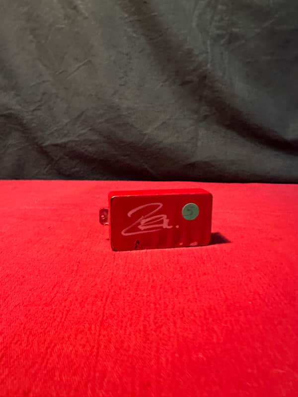 EMG 81 - Signed image 1