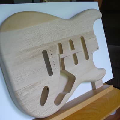 Exotic '62 S-Style Quarter Sawn American Sycamore Guitar Body for Strat® Neck Natural made in USA image 2