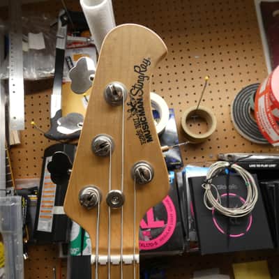 Ernie Ball Music Man Stingray HH 2006 - Pearl Blue image 10