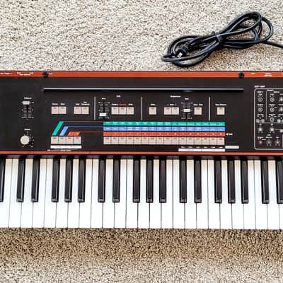 Roland JX-3P Programmable Preset Polyphonic Synthesizer