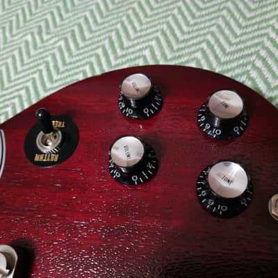 Edwards E-SG-90LTS 2009 Cherry image 15