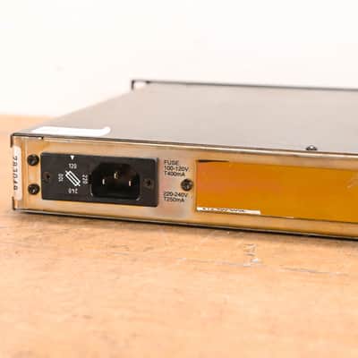 TC Electronic TC 1128 Programmable 28-Band Graphic EQ/Spectrum Analyzer CG01VQ4 image 9