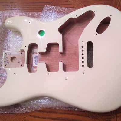 Fender Stratocaster (Official Jimi Hendrix Body) Custom Shop '69 P/U's Fender Maple Neck HSC image 12