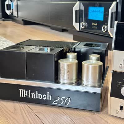 McIntosh MC250 Power Amplifier, C24 Preamplifier & MR71 Tube Tuner ~ORIG OWNER~ LOOK ! image 2