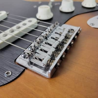 2022 Squier 40th Anniversary Stratocaster Vintage Edition - Satin Sunburst image 16