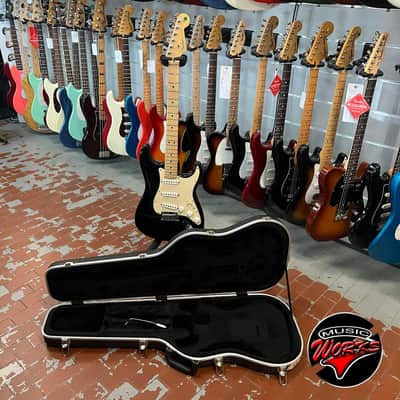 Fender   American Stratocaster Black 2004 image 9