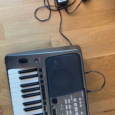 Yamaha PSR 1000 keyboard workstation image 10