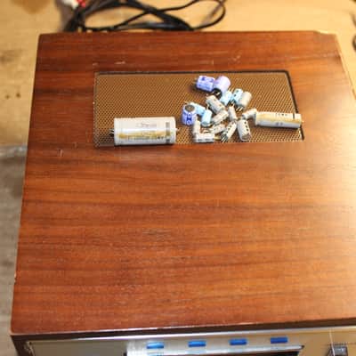 Restored Zenith D762W-1 8 track player image 10
