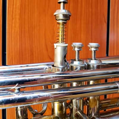 Emo Champion Bass Trumpet Silver image 10