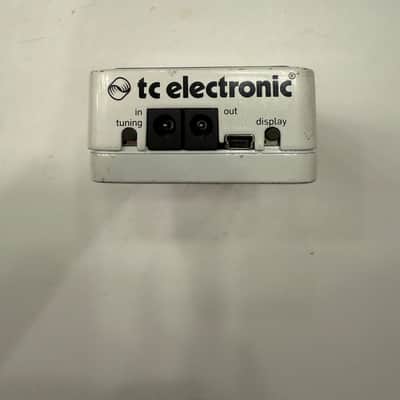TC Electronic Polytune Poly Chromatic Tuner True Bypass Guitar Effect Pedal image 5