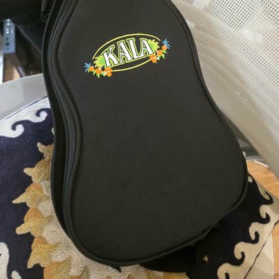 Kala KA-EMTU-C Travel Concert Ukulele with Gig Bag 2020 - Exotic Mahogany image 2