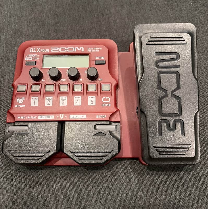 Zoom B1X Four