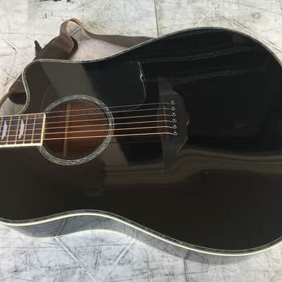 Keith Urban Player Black Acoustic Guitar w/ 30 songs in 30 days + Extras & Bag image 3