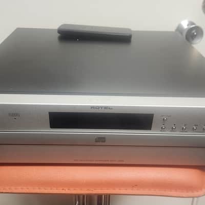 Rotel RCC 1055 Stereo CD Player Changer w/ Remote Control RCC1055 image 1