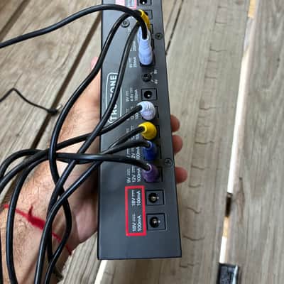 Truetone 1 SPOT Pro CS12 Power Supply 2010s - Black electric guitar pedal power supply image 7