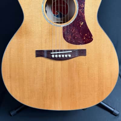 Eastman PCH3-GACE-AB Auditorium Cutaway Acoustic-Electric Guitar Amberburst w/ Gig Bag image 2
