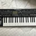 Behringer DeepMind 6 37-Key 6-Voice Polyphonic Analog Synth 2017 - Present - Black