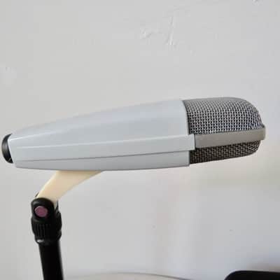 Sennheiser MD 421-U Cardioid Dynamic Microphone Bild 4