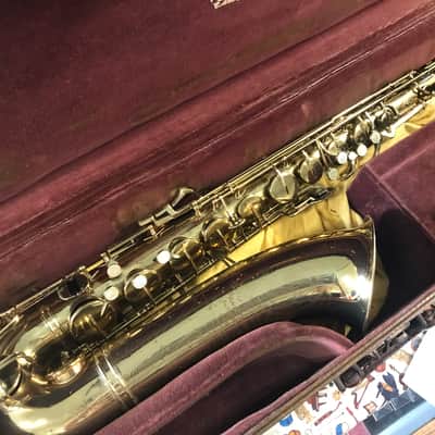 Buescher Aristocrat Big B Professional Bb Tenor Saxophone 1945 - Lacquer image 1