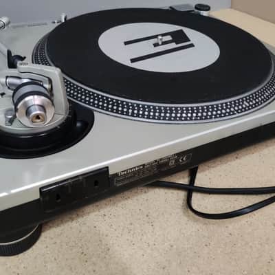 Pair of Technics SL-1200MK2 Turntables – Silver | Legendary Direct Drive DJ Turntables image 9