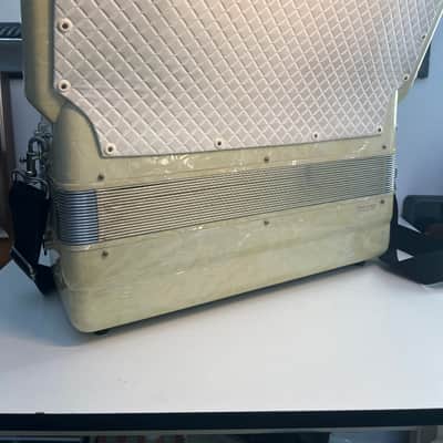 Contello Accordion 60’s in Pearl with Case Made In Italy image 23