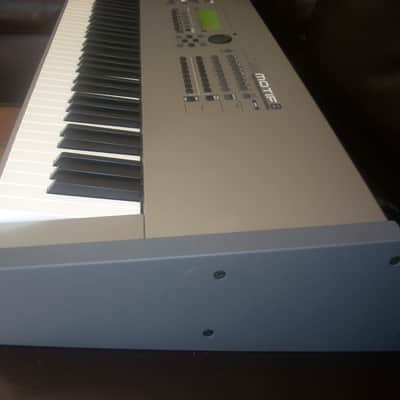 Yamaha Motif 8 88 Key Synthesizer - Fast, Safe, Shipping image 6