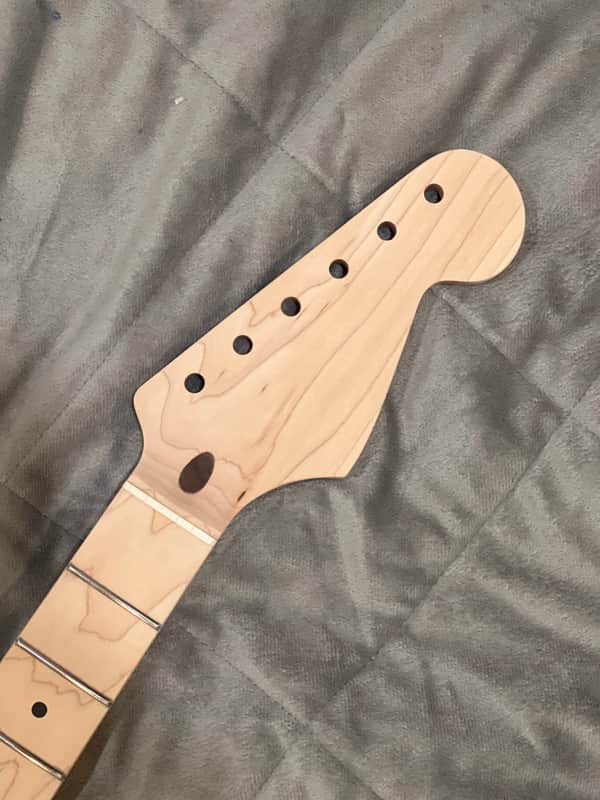 Maple Guitar neck, fits Strat, One piece, 9.5 radius, Bone nut, Unfinished image 1