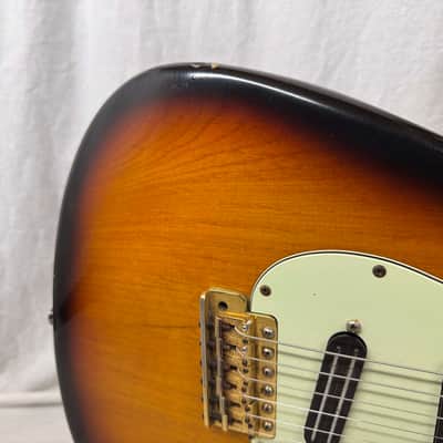 Fender USA SRV Stevie Ray Vaughan Signature Stratocaster Guitar with DiMarzio Hot Rails pickups + Case 1994 - 3-Color Sunburst / Pau Ferro fingerboard image 3