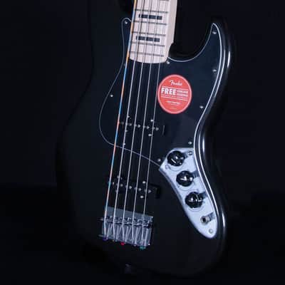 Squier Affinity Series Active Jazz Bass V, Maple FB, Black Metallic image 2