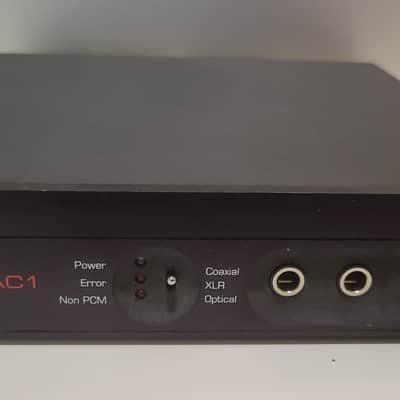 Benchmark DAC-1 (non USB) Black image 1