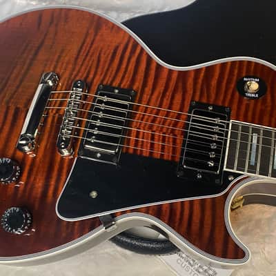 NEW! Gibson Dealer Select Custom Shop Les Paul Custom - Hand Picked AAA Figured Flame Top - Root Beer / Walnut Finish - Authorized Dealer - 9.4 lbs - G06950 image 3
