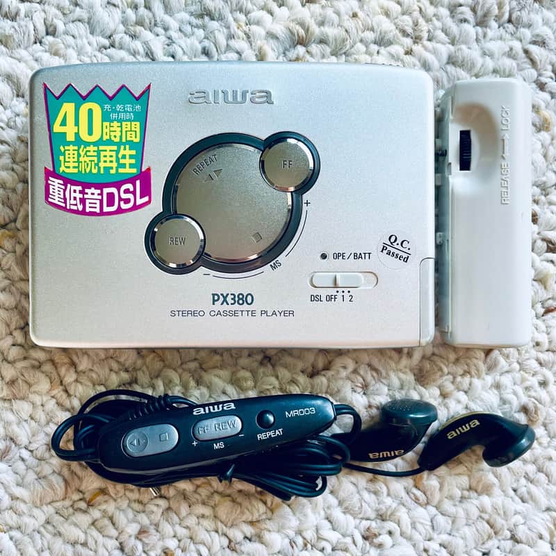 [Rare Full Box] AIWA PX380 Walkman Cassette Player, Awesome Silver ! Working ! image 1