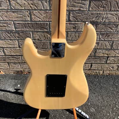 2005 Squier Stratocaster FSR Translucent Blonde image 8