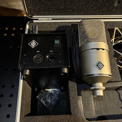 Neumann M 149 Large Diaphragm Multipattern Tube Condenser Microphone image 3