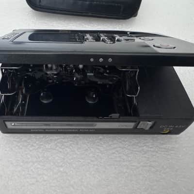 Sony PCM-M1 legendary professional-grade Digital Audio Tape (DAT) recorder 2000 - Excellent image 3