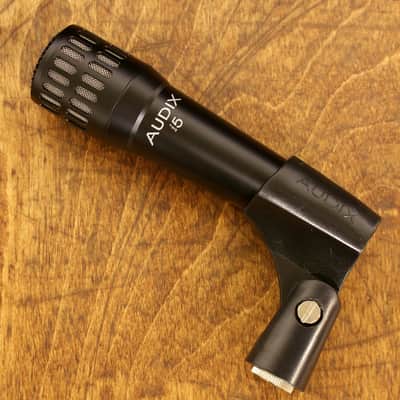 Immagine Audix i5 Multipurpose Dynamic Instrument Microphone - 3