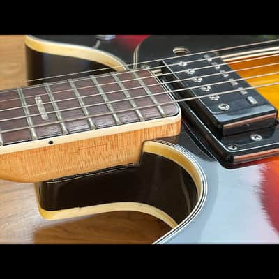 Aria 5102T 1970s - Sunburst with case image 7