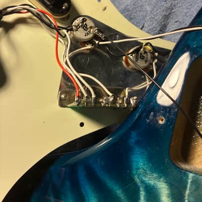 Fender ST-62QM  Stratocaster Reissue MIJ Japan, transparent Blue quilted top rosewood image 10