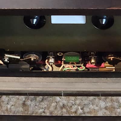 TEAC TEAC V-909RX is a vintage 3-motor auto-reverse stereo cassette 80s - Dark wood image 4