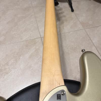 Fender American Elite Jazz Bass with Maple Fretboard 2016 - 2019 - Champagne image 11