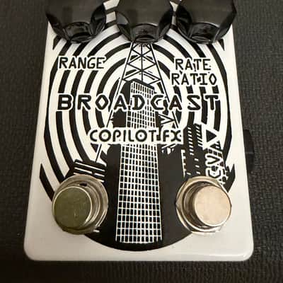 Copilot FX Broadcast 2010s - White image 1