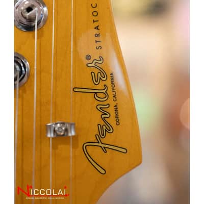 Fender American Professional Classic Stratocaster, Maple Fingerboard, Faded Lake Placid Blue image 17