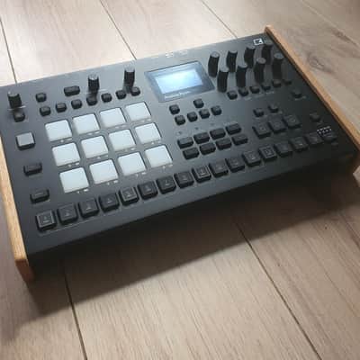 Elektron RYTM MK2 Solid Oak Wooden Stand from Synths And Wood image 5