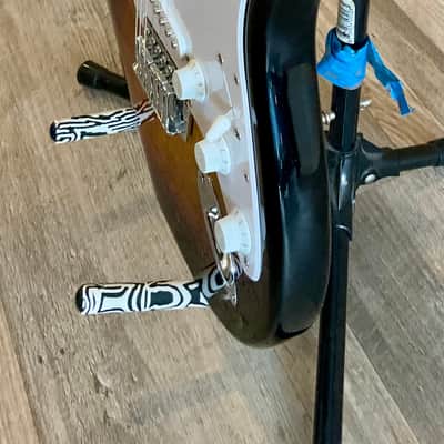 Squier Affinity Series Stratocaster with Maple Fretboard - Brown Sunburst image 5