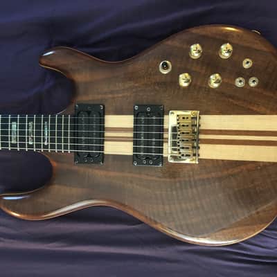 Carvin DC 400 1980's Claro Walnut image 2